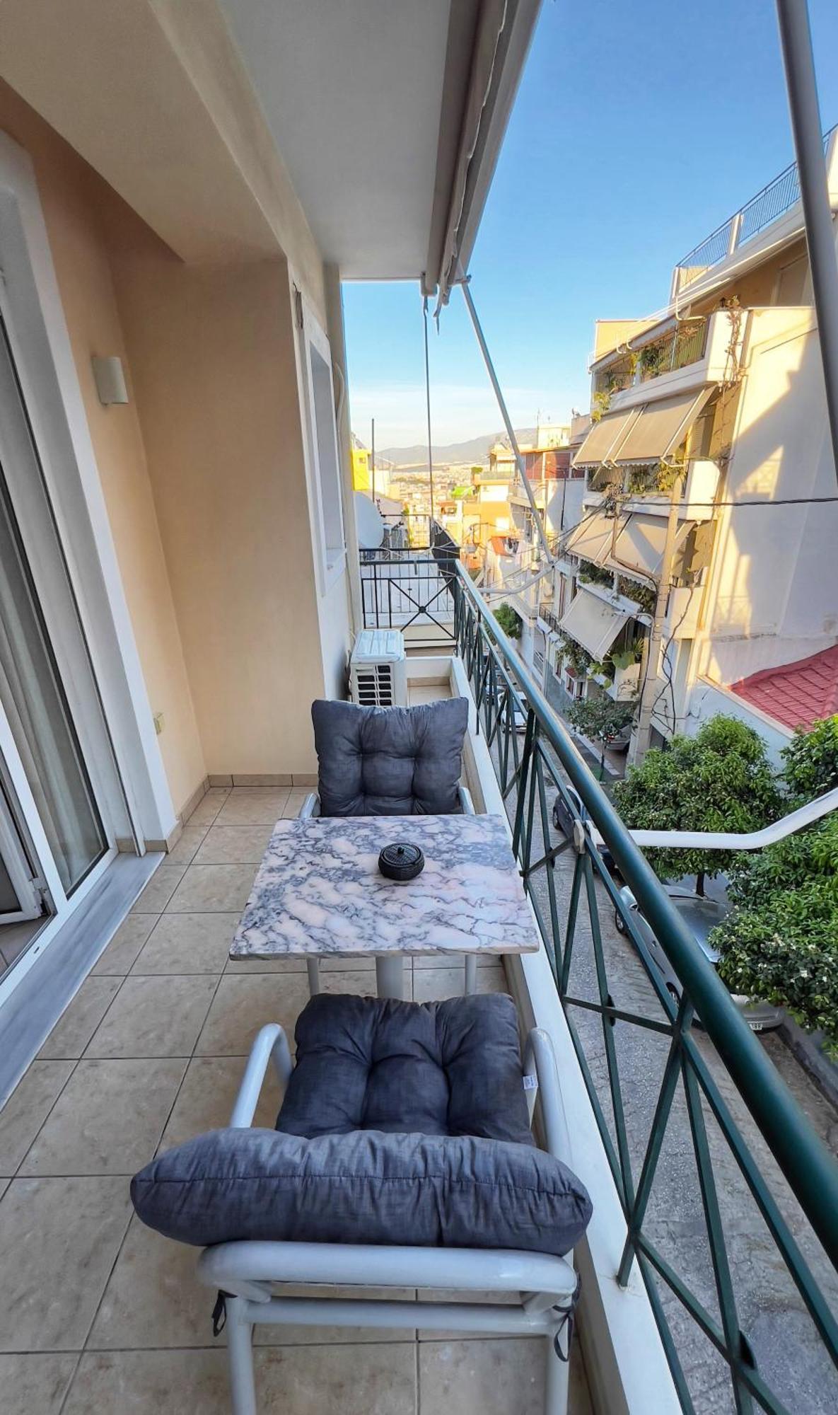 H&H Cozy Retreat Apartment Piraeus Exterior photo