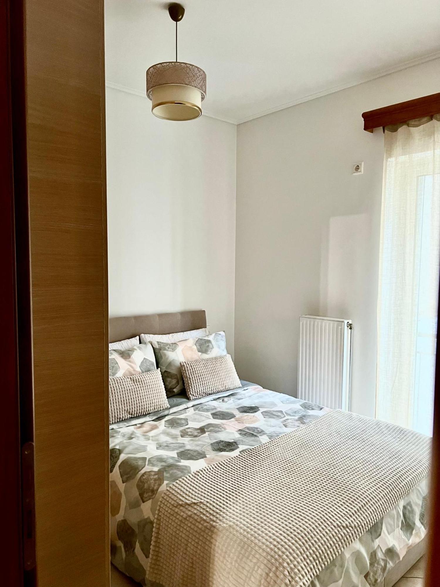 H&H Cozy Retreat Apartment Piraeus Exterior photo